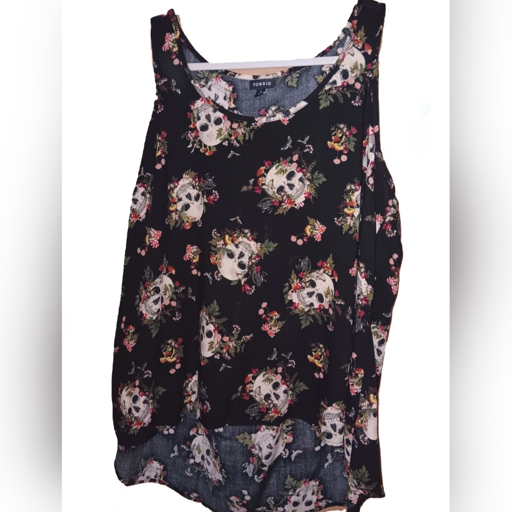 Skull Print Tank Top (NWOT)